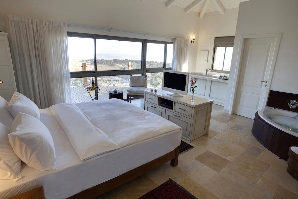 Boutique Hotel Tamarin Rosh Pinna Room photo